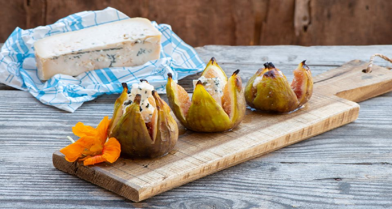 תאנים צלויות עם גבינת רוקפור